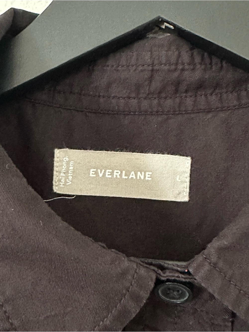 Everlane 100% Cotton Cropped Black Button-Up Shirt - Picture 3 of 6